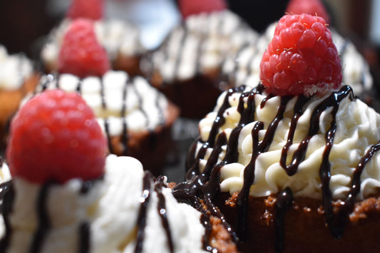 Cupcakes with Strawberries and Whipped Cream